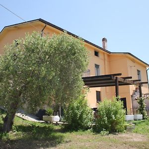 La Casa Delle Storie Bed & Breakfast แตราโม Exterior photo