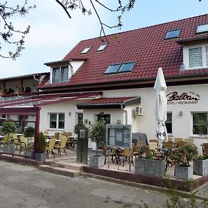 Hotel/Restaurant Balkan ซึมเมอร์ดา Exterior photo