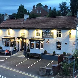 The Boathouse Wylam Hotel Exterior photo