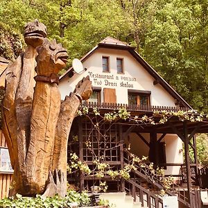 Restaurant A Penzion Pod Draci Skalou Hotel Karlstejn Exterior photo