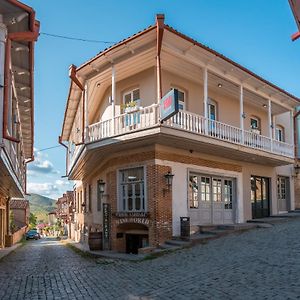 Hotel History • Სასტუმრო Ისტორია ซิคนาคี Exterior photo