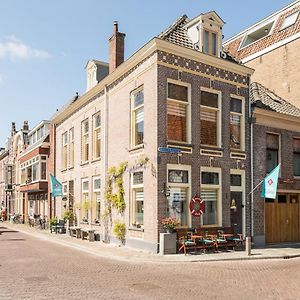 De Juttershoek Centrum Bed & Breakfast กัมเปิน Exterior photo