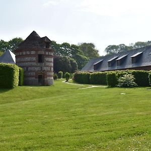 Classic Cottage In Le Bourg-Dun With Garden Exterior photo