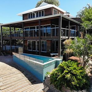 49 On Airlie - Airlie Beach Villa Exterior photo