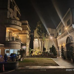 I Travel Motel - II เกาสง Exterior photo