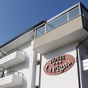 Hotel La Pigna ลินญาโน ซับเบียโดโร Exterior photo