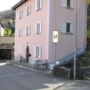 Casa Buby Hotel Cadenazzo Exterior photo