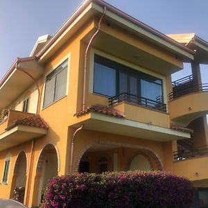 Casa Clementina Apartment ปิซโซ Exterior photo