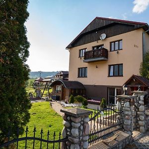 Ubytovanie U Matka A Kubka Hotel ชเดียร์ Exterior photo