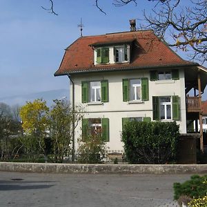 Zimmer Solothurn Doppelbett Apartment Luterbach Exterior photo