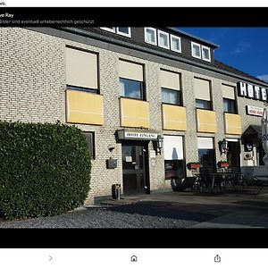 Hotel-Kronenhof ยือลิคช์ Exterior photo