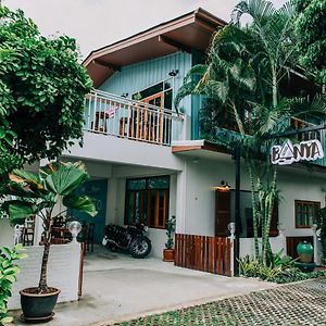 Banya BnB ที่พักบ้านย่าบีแอนด์บี เมืองประจวบฯ ประจวบคีรีขันธ์ Exterior photo