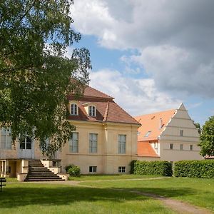 Gaestehaus Reckahn Der Rochow Akademie Hotel Exterior photo