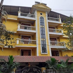 Antonio'S Residency Goa Hotel บีตาลบาติม Exterior photo