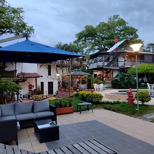 Villa Juana Hotel เปเรย์รา Exterior photo