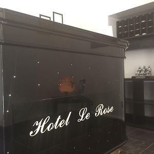 Hotel Le Rose ทิโวลิ แตร์เม Exterior photo