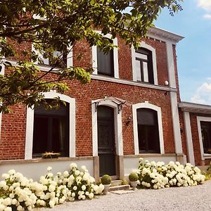 La Villa Des Roses - Suite & Spa Lys-lez-Lannoy Exterior photo