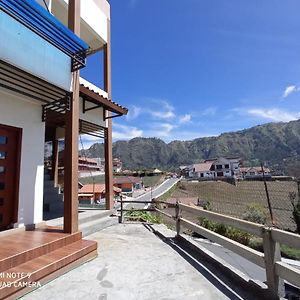 Bromo Deddy Homestay Exterior photo