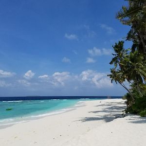 Priv Fodhdhoo Hotel Exterior photo