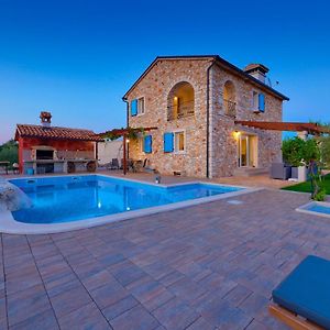 Relax House Surrounded By Olives And Vineyard Villa Stifanici Exterior photo