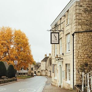 The Falcon Inn เพนส์วิค Exterior photo