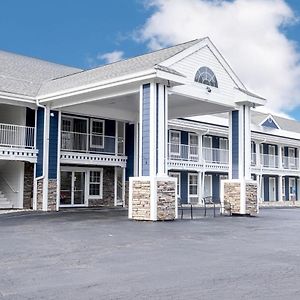 Hilltop Inn & Suites, Near Foxwoods Casino นอร์ธสโตนิงตัน Exterior photo