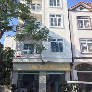 Tuan Thuy Hotel Dao กว้านหล่าน Exterior photo