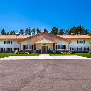 Modern Deadwood Apt With Mountain Views And Grill! Apartment Exterior photo