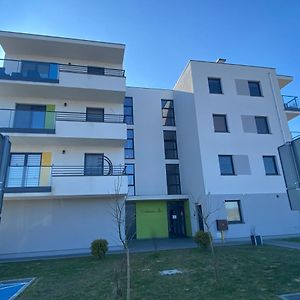 Apartament Piatka Apartment ปวอตสก์ Exterior photo