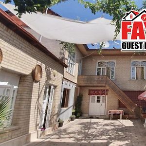 Fayz Guest House ซามาร์คันด์ Exterior photo