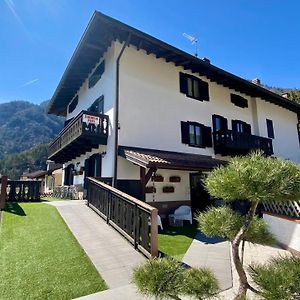 Enjoy Ledro B&B เปียเว ดิ เลโดร Exterior photo