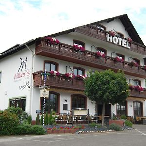 Hotel Zur Moselbruecke ชไวค์ Exterior photo