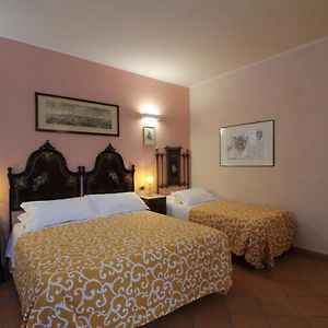 Palazzo Rustici B&B & Apartments ลาควิลา Exterior photo