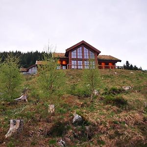 Cabin In Beautiful Surroundings At Harpefossen Villa นอร์ดฟยอร์ไดด์ Exterior photo