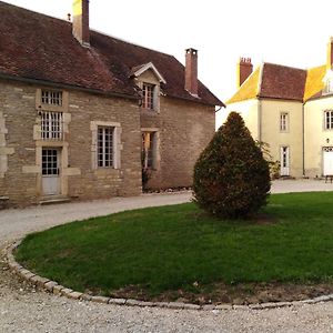 Le Mont Saint Laurent Bed & Breakfast Mesmont  Exterior photo