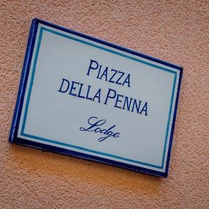 Piazza Della Penna Lodge กวาร์เดียเกรเล Exterior photo