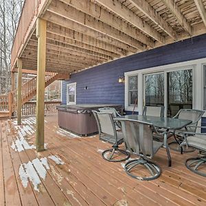 Pet-Friendly Harbor Springs Home Hot Tub And Pool! ฮาร์เบอร์ สปริงส์ Exterior photo
