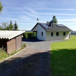 Ferienhaus Mit Ausblick Villa บรีโลน Exterior photo