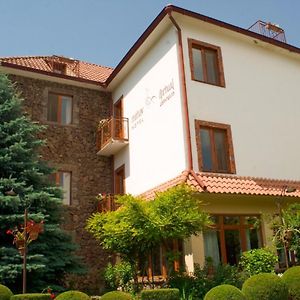 Hotel Mirhav กอริส Exterior photo
