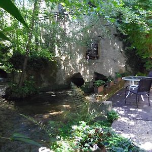 A Fleur D'Eau Apartment Sainte-Colombe-sur-l'Hers Exterior photo