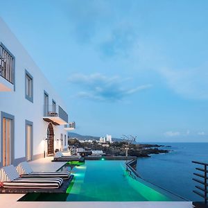 White Exclusive Suites & Villas ลาโกอา Exterior photo