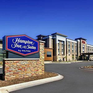 แฮมป์ตัน อินน์ แอนด์ สวีท มิลวอกี เวสต์ Hotel West Allis Exterior photo