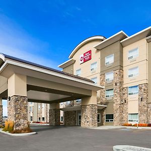 เบสท์ เวสเทิร์น พลัส โอโกต็อก อินน์ แอนด์ สวีท Hotel Okotoks Exterior photo