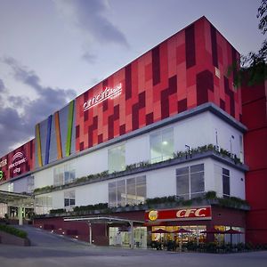 อมารี โฮเต็ล โปโนโรโก Hotel Ponorogo Exterior photo