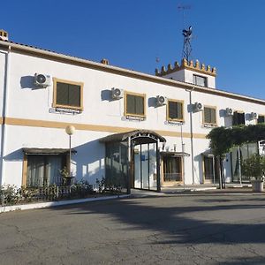 Hotel Atalayas Extremadura ซาฟรา Exterior photo