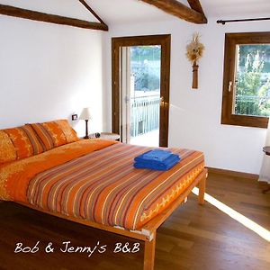 Bob And Jenny'S B&B วิเชนซา Room photo