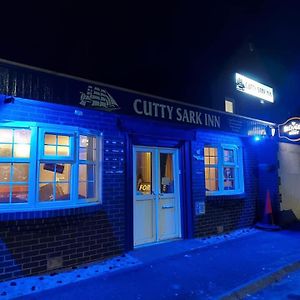 Cutty Sark Inn อายเมาธ์ Exterior photo