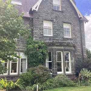 Brynffynnon Boutique Bed And Breakfast ดอลเกซเซย์ Exterior photo