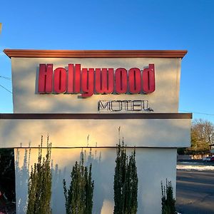 Hollywood Motel ฟาร์มมิงเดล Exterior photo