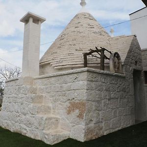 Trullo La Bomboniera Di Anna Bed & Breakfast ชิสแตร์นีโน Exterior photo